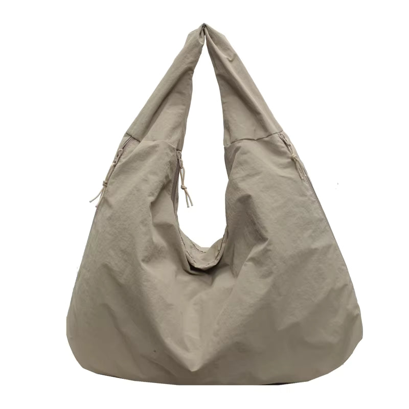 LUNA™ Sistema de Confort Diario - El bolso que te acompaña durante todo el día sin sentirse pesado.